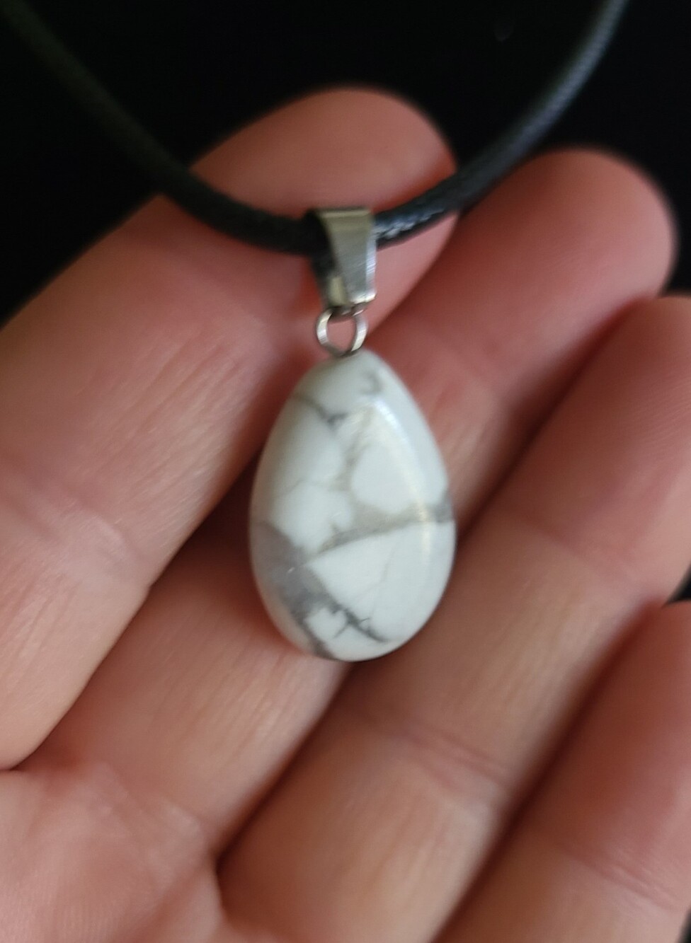 White and Gray Howlite Teardrop Pendant Necklace
